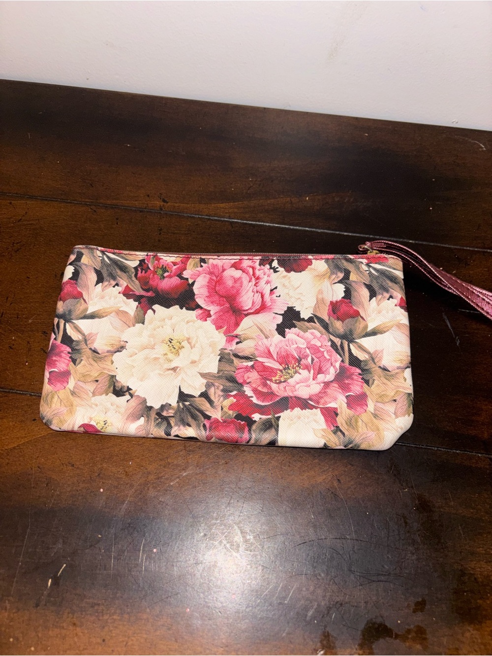 Floral Wristlet Clutch in Pink and Cream